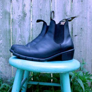 Blundstone Black Leather Chelsea Ankle Boots 11